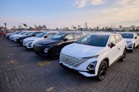 Lần đầu tiên nhập khẩu xe ô tô vượt 200.000 xe/năm