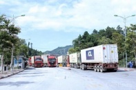 Lượng xe hàng hóa nhập khẩu qua cửa khẩu Lạng Sơn tăng cao