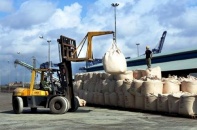 Xuất khẩu xi măng, clinker tăng so với cùng kỳ nhưng giá lại giảm
