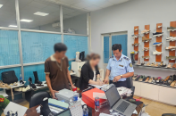 Bóc trần máy sản xuất giày giả nhãn hiệu Nike quy mô lớn