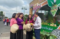 TP.HCM: Trải nghiệm nông sản địa phương qua Tuần lễ trái cây “Trên bến dưới thuyền” 