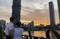 Ngắm hoàng hôn trên sông Sài Gòn: Tour du lịch lãng mạn thu hút du khách