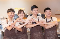 Chagee ra mắt cửa hàng ngôn ngữ ký hiệu đầu tiên tại Việt Nam