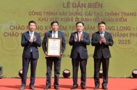 Hà Nội gắn biển công trình xây dựng, cải tạo, chỉnh trang khu vực hồ Gươm
