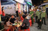 Hà Nội dừng hoạt động quán bar, karaoke, vũ trường từ 0h ngày 1/2