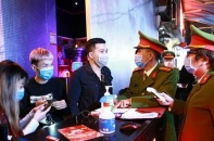 Hà Nội tạm dừng dịch vụ karaoke, quán bar, vũ trường từ 0h ngày 30/4