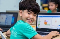 Bảo vệ, hỗ trợ trẻ em tương tác lành mạnh, sáng tạo trên môi trường mạng 