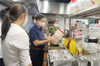 Hà Nội tăng tổng rà soát, kiểm tra các cơ sở kinh doanh thuốc chữa bệnh, thực phẩm
