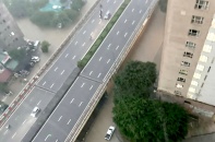 Hà Nội huy động toàn bộ lực lượng tiêu thoát nước sau mưa lớn