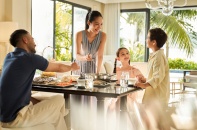 Mùa hè bất tận tại Hòn Tre cùng “Mango Kingdom”