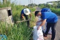 Tìm đầu ra cho bao bì thuốc bảo vệ thực vật sau những mùa vàng bội thu