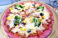 Sau bánh mì đến Pizza làm từ thanh long ruột đỏ