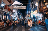 Toàn bộ rạp chiếu phim, quán bar, sân khấu, karaoke, massage tại TP.HCM tạm đóng cửa đến hết 31/03