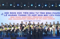 Bình Phước trao giấy chứng nhận đầu tư 2 tỷ USD cho 35 doanh nghiệp