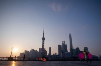 Thương chiến “bầm dập”, kinh tế Trung Quốc hụt hơi