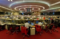 Chứng khoán Hong Kong lao đáy sau khi Moody’s hạ tín nhiệm