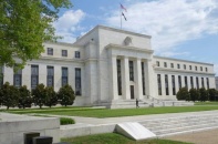 Chuyên gia dự báo sắp có đợt cắt giảm lãi suất trên toàn cầu