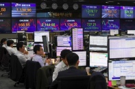 "Vén mây đen" Covid-19, chứng khoán Hàn Quốc dẫn sóng tại châu Á