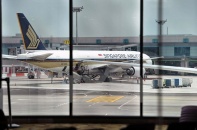 Chính phủ các nước ra sức cứu trợ ngành hàng không thời Covid-19