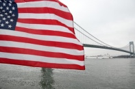 Mỹ, EU ra sức cứu nền kinh tế trước nguy cơ bị “san phẳng”