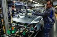 Hoạt động của các nhà máy châu Âu bắt đầu hồi phục