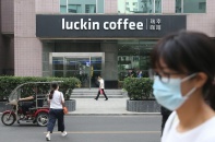 "Starbucks Trung Quốc" dính án phạt vì khai khống số liệu kế toán