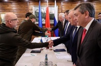 Ukraine, Nga  nối lại đàm phán vào ngày 7/3