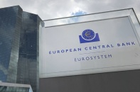 Eurozone nâng lãi suất lên cao nhất 22 năm, điều chỉnh tăng dự báo lạm phát