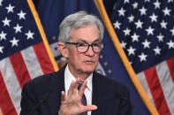 Fed giữ nguyên lãi suất, "thận trọng theo dõi" các chính sách mới của Tổng thống Trump