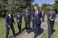 Mỹ - Trung tiến hành cuộc đàm phán mới về việc "đình chiến" thuế quan