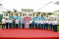 Bộ trưởng Nguyễn Văn Thắng gắn biển Công trình Kỷ niệm 80 năm Truyền thống ngành Tài chính