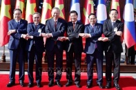 Việt Nam - Lào thúc đẩy gắn kết chiến lược toàn diện