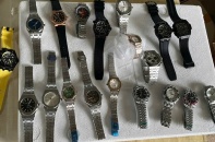 Từ 1/3, hải quan được chủ động dừng thông quan khi phát hiện nghi vấn hàng giả