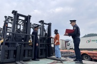 Thu ngân sách 4 tháng đảm bảo tiến độ dù đối mặt nhiều áp lực khách quan
