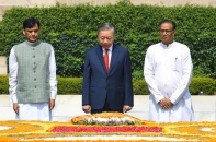 Tổng Bí thư, Chủ tịch nước Tô Lâm đặt vòng hoa tưởng nhớ Mahatma Gandhi