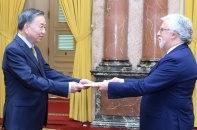 Tổng Bí thư, Chủ tịch nước Tô Lâm tiếp Đại sứ các nước trình Quốc thư