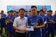 Người hâm mộ "truyền lửa" cho Tuyển U23 Việt Nam trước Cup VinaPhone 2018
