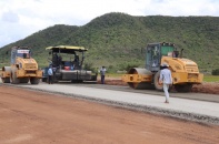 Tăng tốc hoàn thành mục tiêu 3.000 km đường bộ cao tốc trong năm 2025