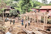 Hàng tuần phải báo cáo tiến độ xây dựng, sửa chữa nhà cho nhân dân sau bão lũ