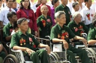 Chủ tịch nước quyết định mức quà tặng dành cho người có công dịp Tết Bính Ngọ 