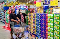 Người Việt chốt gần 11 triệu đơn mua bánh kẹo, đồ trang trí, áo dài, bao lì xì 