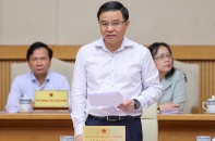 Bộ trưởng Lê Mạnh Hùng: Bảo đảm nguồn cung xăng dầu và điện, không để xảy ra gián đoạn