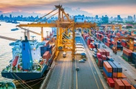 Thúc đẩy xuất khẩu, kiểm soát nhập siêu, phát triển thương mại cân bằng