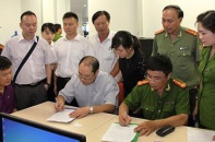 Việt Nam giúp Trung Quốc tóm gọn quan tham trốn truy nã