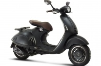 Vespa 946 Emporio Armani – đẹp nhưng đừng hỏi giá