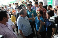Thủ tướng Nguyễn Xuân Phúc: Không để lương công nhân tăng không kịp giá