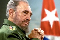 Chủ tịch Quốc hội Nguyễn Thị Kim Ngân phát biểu tại lễ tưởng niệm lãnh tụ Fidel Castro