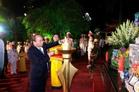 Thủ tướng Nguyễn Xuân Phúc: Nỗ lực nhiều hơn nữa để người có công được tôn vinh xứng đáng