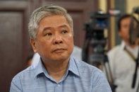 Nguyên Phó thống đốc NHNN Đặng Thanh Bình hầu tòa trong vụ án Ngân hàng Xây dựng