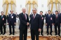 Thủ tướng Nguyễn Xuân Phúc hội kiến Tổng thống Nga V.V. Putin